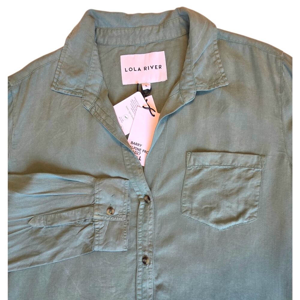 Lola River Shirt Barry V-Neck Button Front Blouse NWT LR1027 Chambray Feel sz L